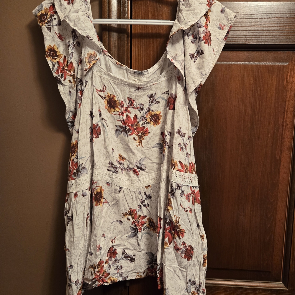Maurices Floral Print Ruffle Sleeve Blouse